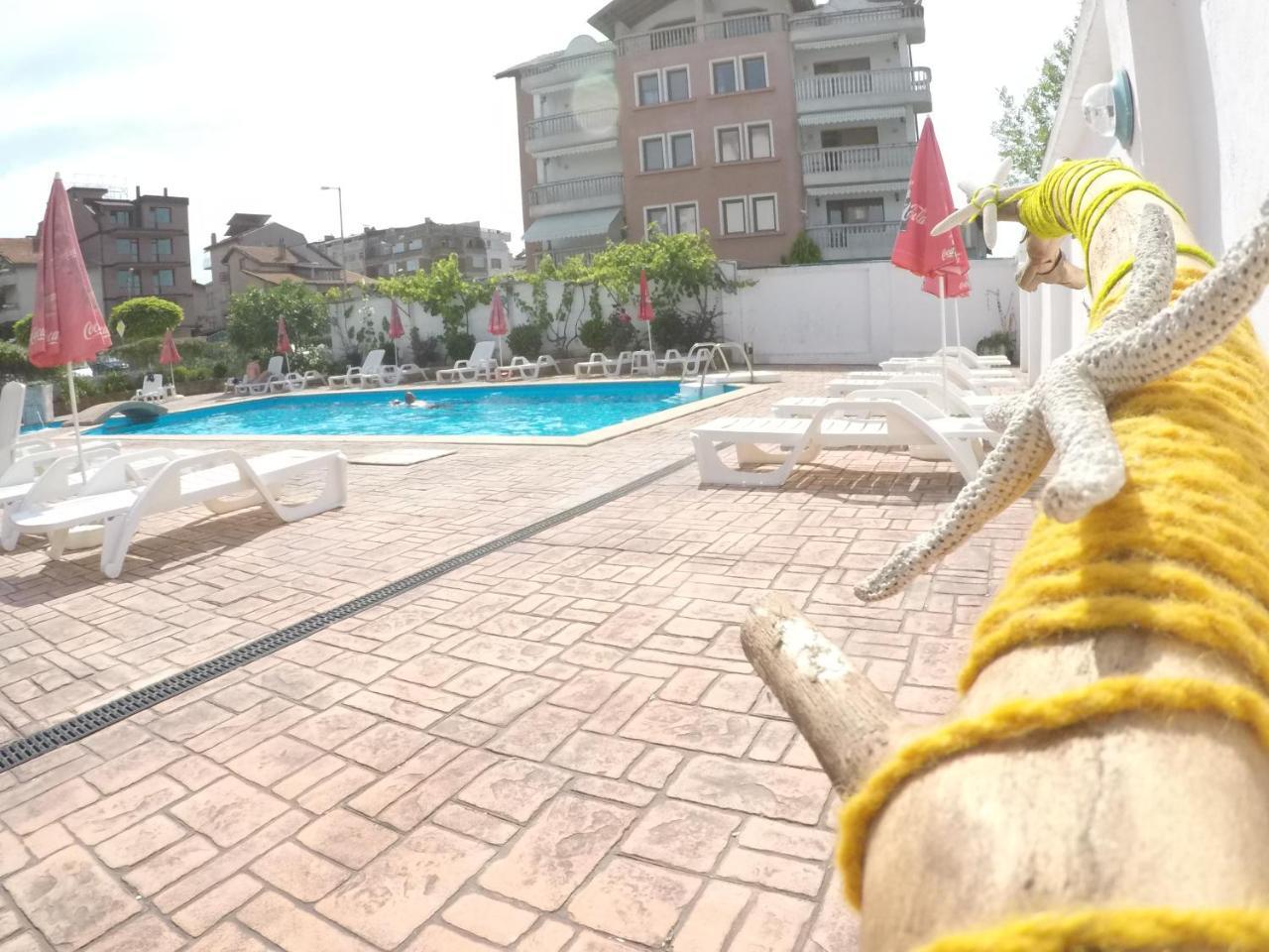 Alba Family Club Hotel Primorsko Exterior foto